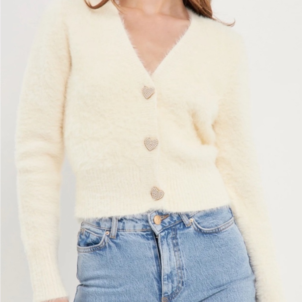 ENGLISH FACTORY Pearly Heart Button Sweater